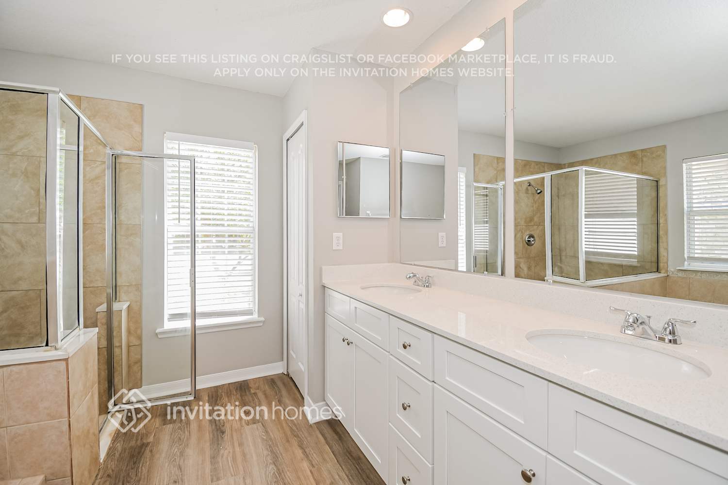 Building Photo - 10143 Meadow Point Dr