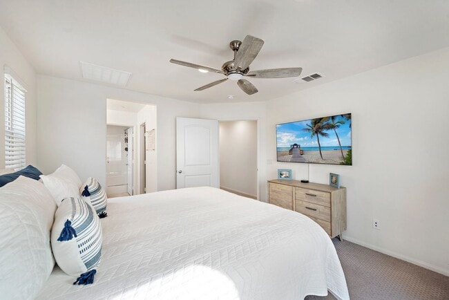 Building Photo - 2325 Verano Wy.