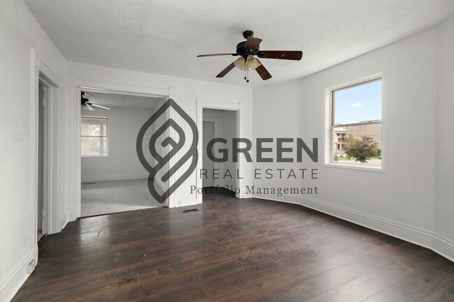 Building Photo - 3 bed/2 bath home for rent in Kankakee IL