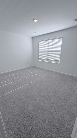 Building Photo - 206 Hunthill Rd