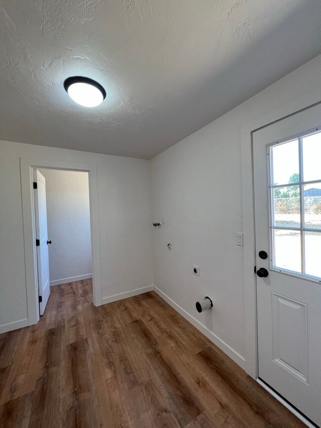 Building Photo - 4036so