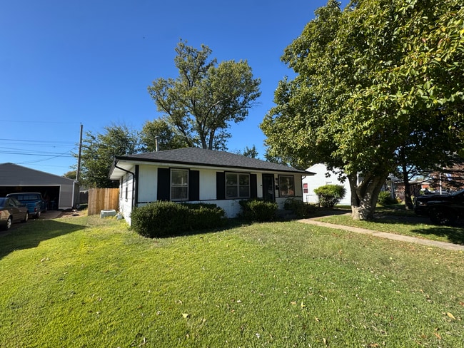 Building Photo - Legion Park