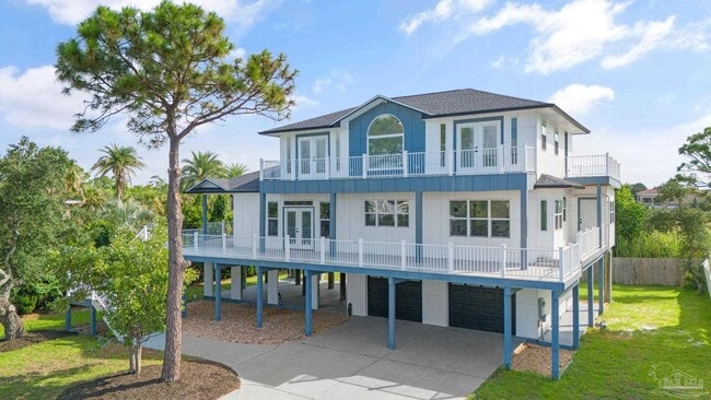 Primary Photo - 500 Deer Point Dr