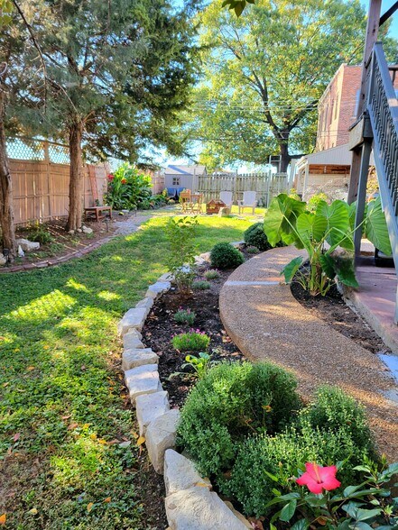 Building Photo - 1808 Lafayette Ave