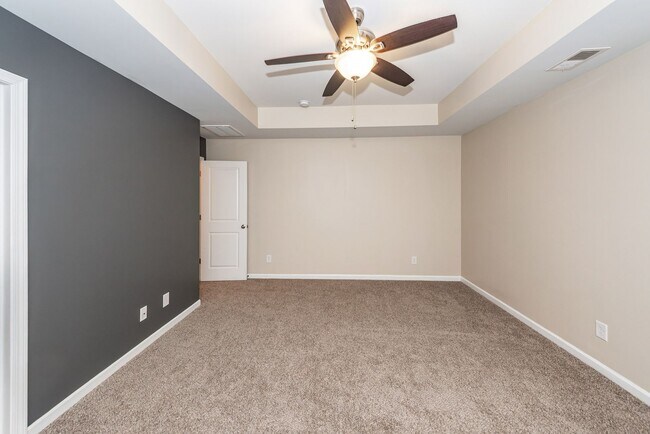 Building Photo - 3 Bedroom, 2.5 Bathroom Home in Hunters Bend - Ladson