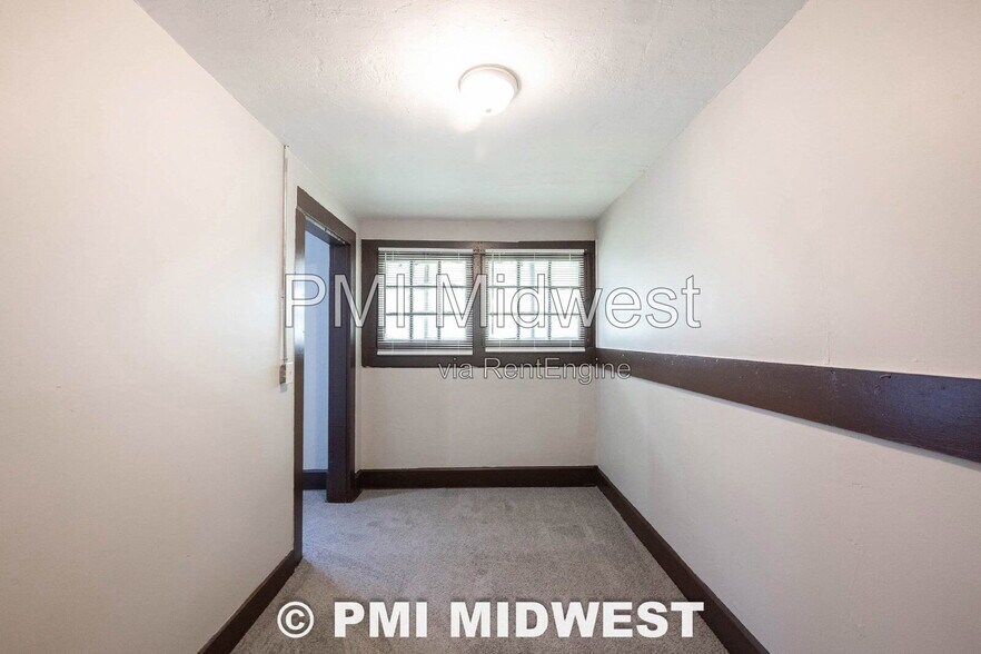 Building Photo - 20 N Colorado Ave