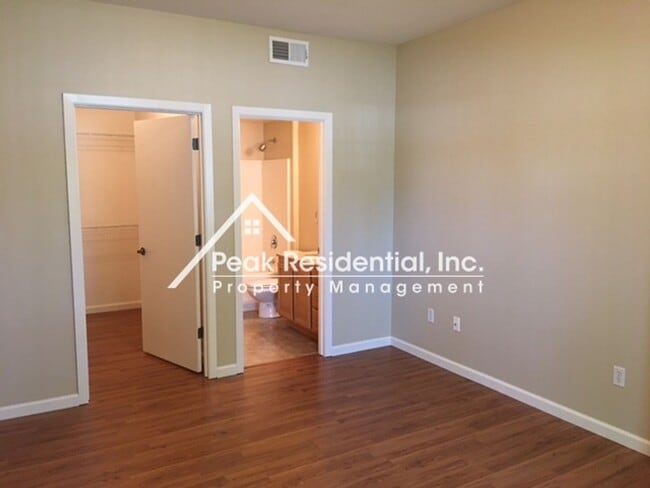 Building Photo - Spacious 2bd/2ba North Natomas Condo