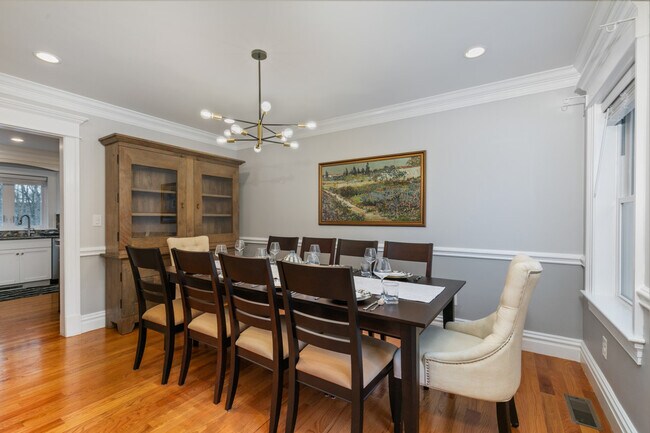 Building Photo - 3 Chapel Way