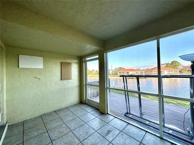 Building Photo - 1350 Mediterranean Dr