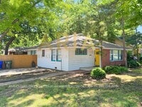 Building Photo - *AVAILABLE NOW!!* 2 Bed/2 Bath Duplex Supe...