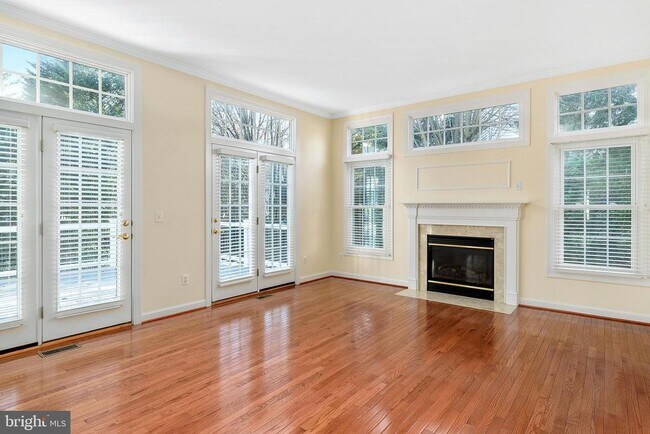 Building Photo - 4481 Shady Point Pl