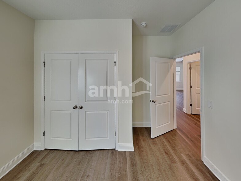 Building Photo - 5969 Sycamore Pl St