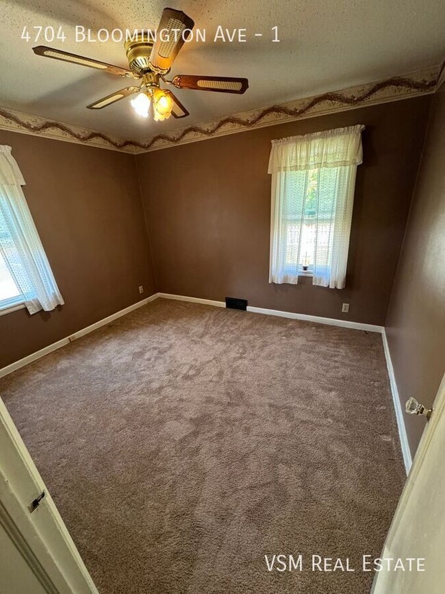 Building Photo - 50% Off January Rent! Updated Home in Prim...