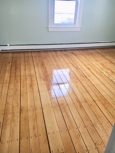 Building Photo - 349 Seaver St