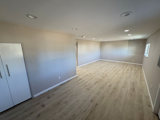 Building Photo - 3715 Q Ave