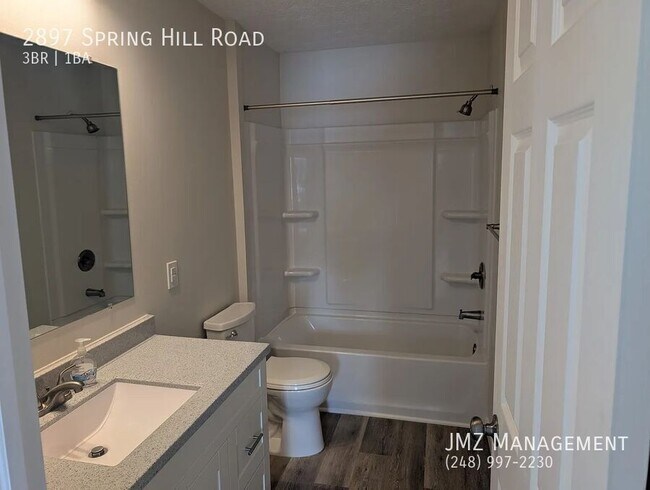 Building Photo - 2897 Spring Hill Dr