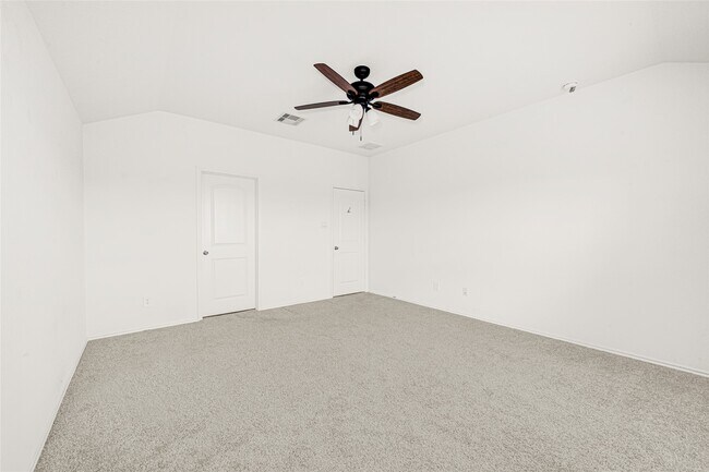 Building Photo - 2334 Spruce Clf Ln