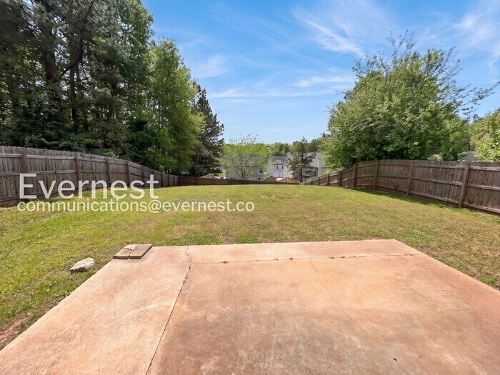 Building Photo - 3868 Leyland Dr