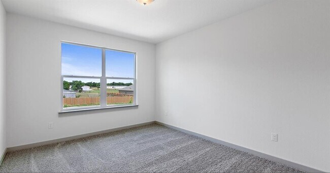 Building Photo - 128 New Hampton Wy