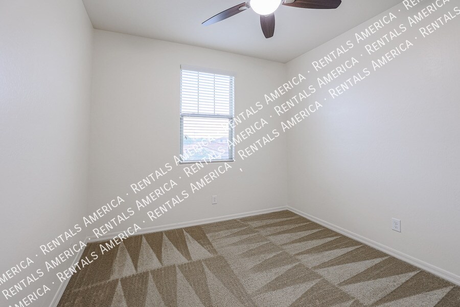Building Photo - 21948 N 98th Dr