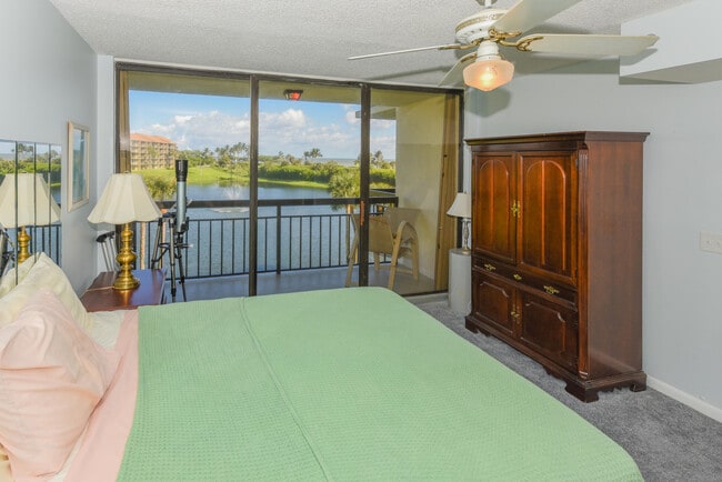Building Photo - 601 S Seas Dr