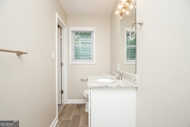 Building Photo - 3075 Palomino Dr