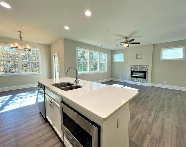 Building Photo - 661 Crosshaven Dr