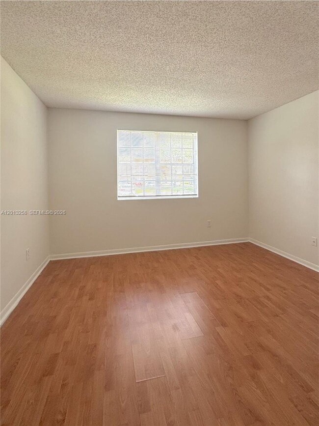 Building Photo - 1281 SW 46th Ave