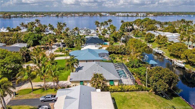 Building Photo - 510 SW South Carolina Dr