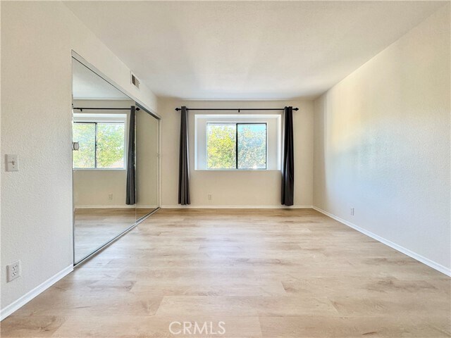 Building Photo - 109 Fallingstar