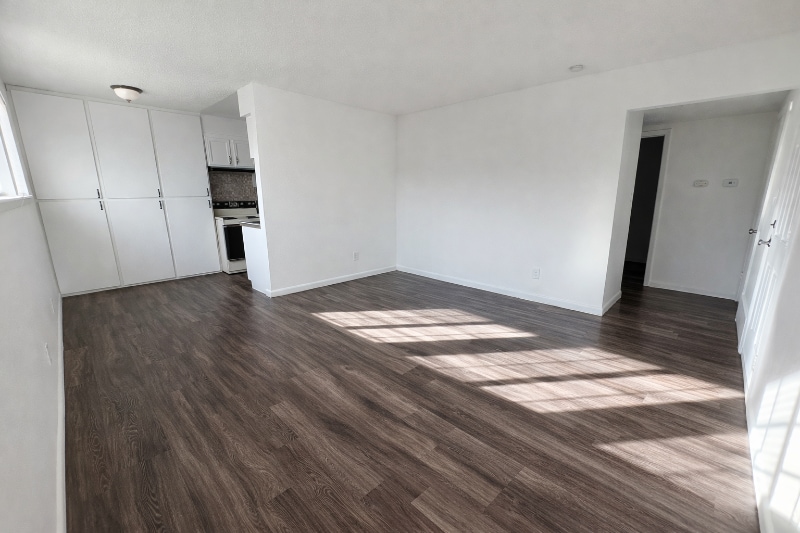 Building Photo - 1990 Eagle St