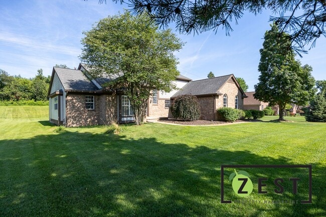 Building Photo - OPEN HOUSE SATURDAY AUGUST 2ND 2025 10-11A...