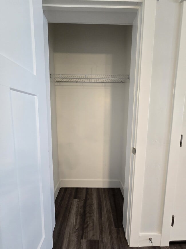 Building Photo - 1985 N 3330 W