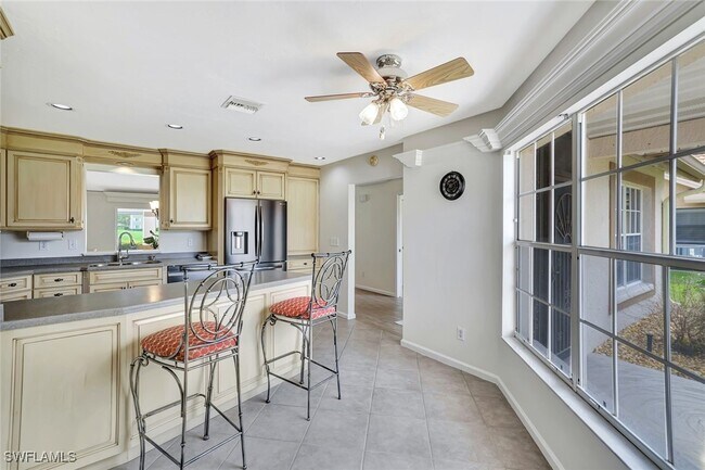 Building Photo - 5859 Westbourgh Ct