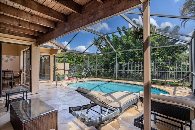 Building Photo - 7618 Solimar Cir