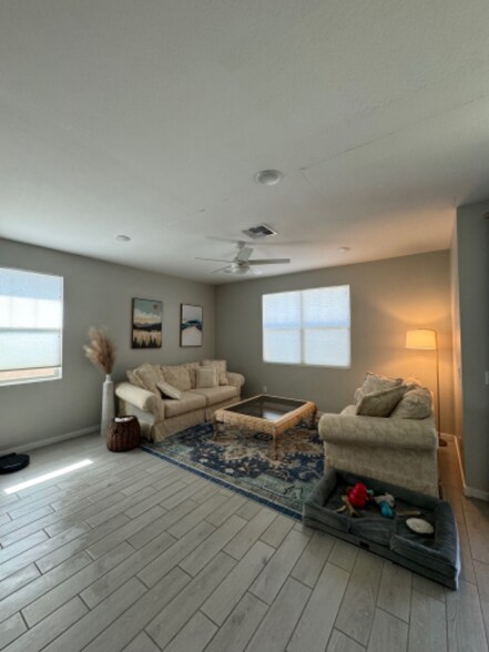 Building Photo - 22464 E Rosa Rd