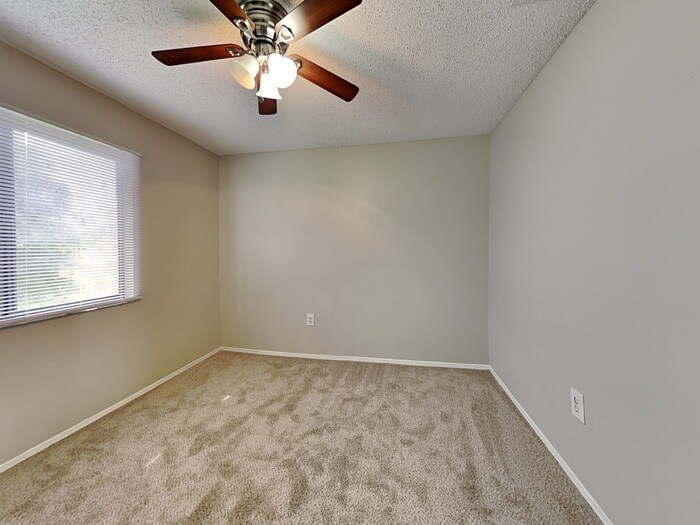 Building Photo - 1388 Bramblewood Dr
