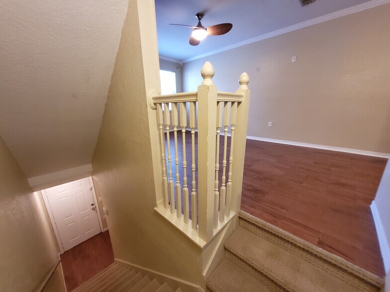 Building Photo - 1606 Legacy Park Dr