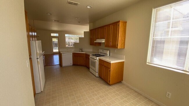 Building Photo - Rio Vista Single Story Home Available for Rent