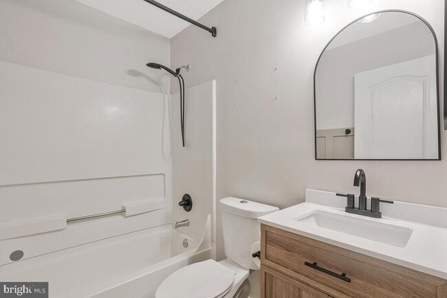 Building Photo - 2647 Longbow Ct