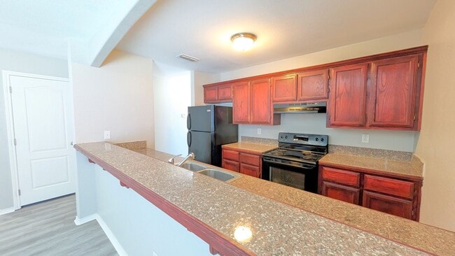 Building Photo - 3601 N Arroyo Park Ln