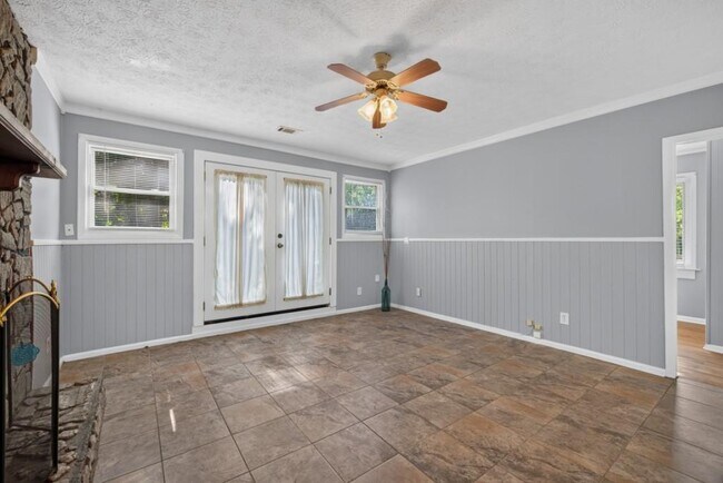 Building Photo - 4905 Annistown Rd