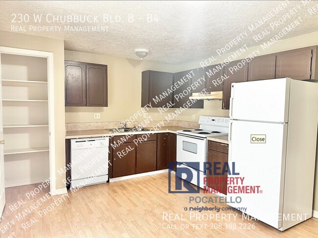 Building Photo - 230 W Chubbuck Rd