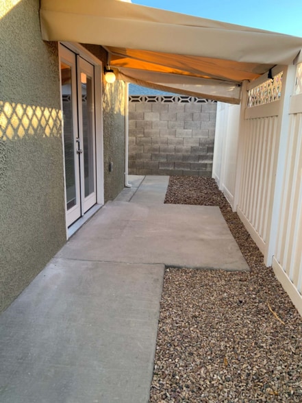 Building Photo - 7205 Lakeland Ct