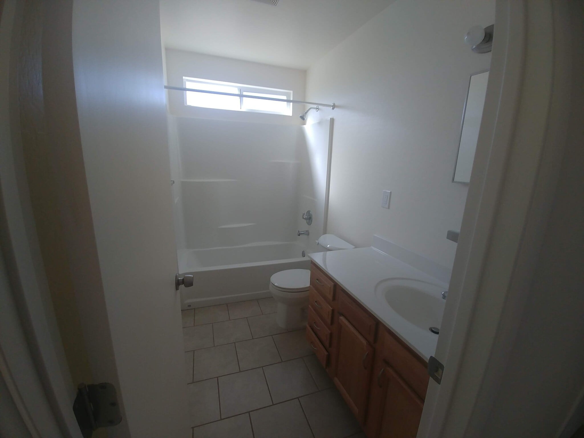 Building Photo - 354 W Hollamon St