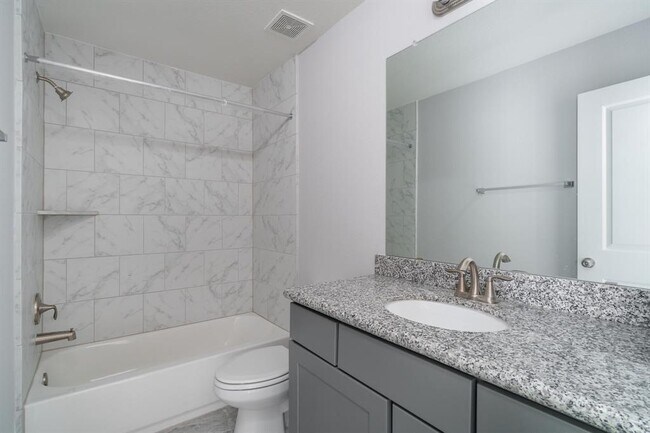 Building Photo - 18219 Willow Edge Dr