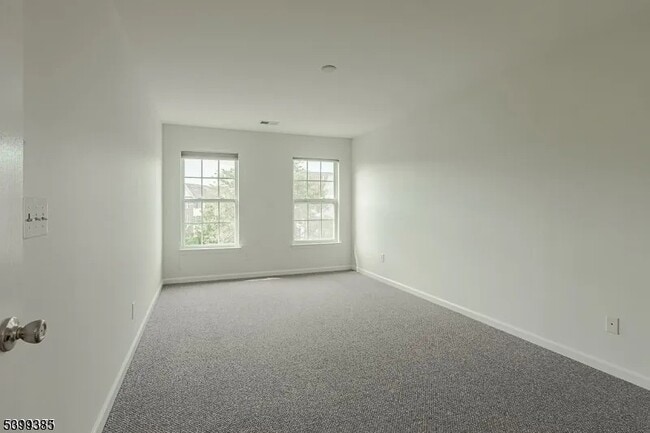 Building Photo - 75 Swing Bridge Ln