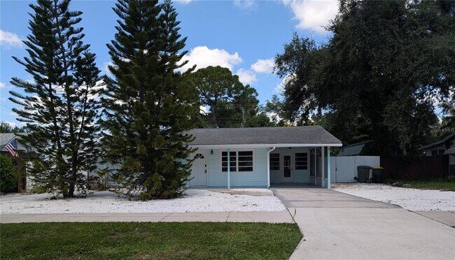 Primary Photo - 2431 Prospect St