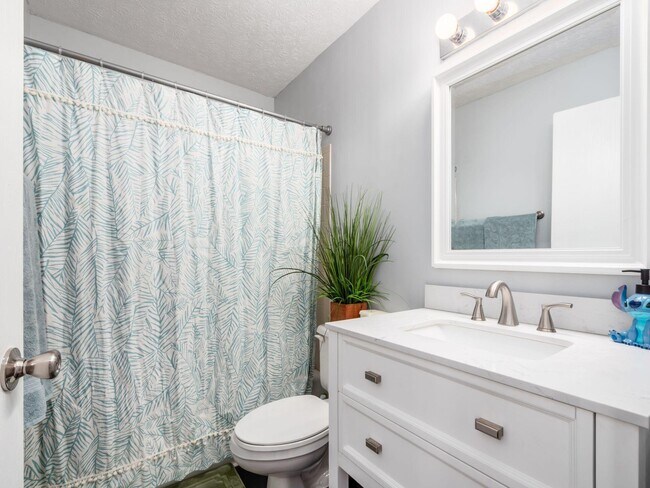 Building Photo - 3259 Longspur Dr