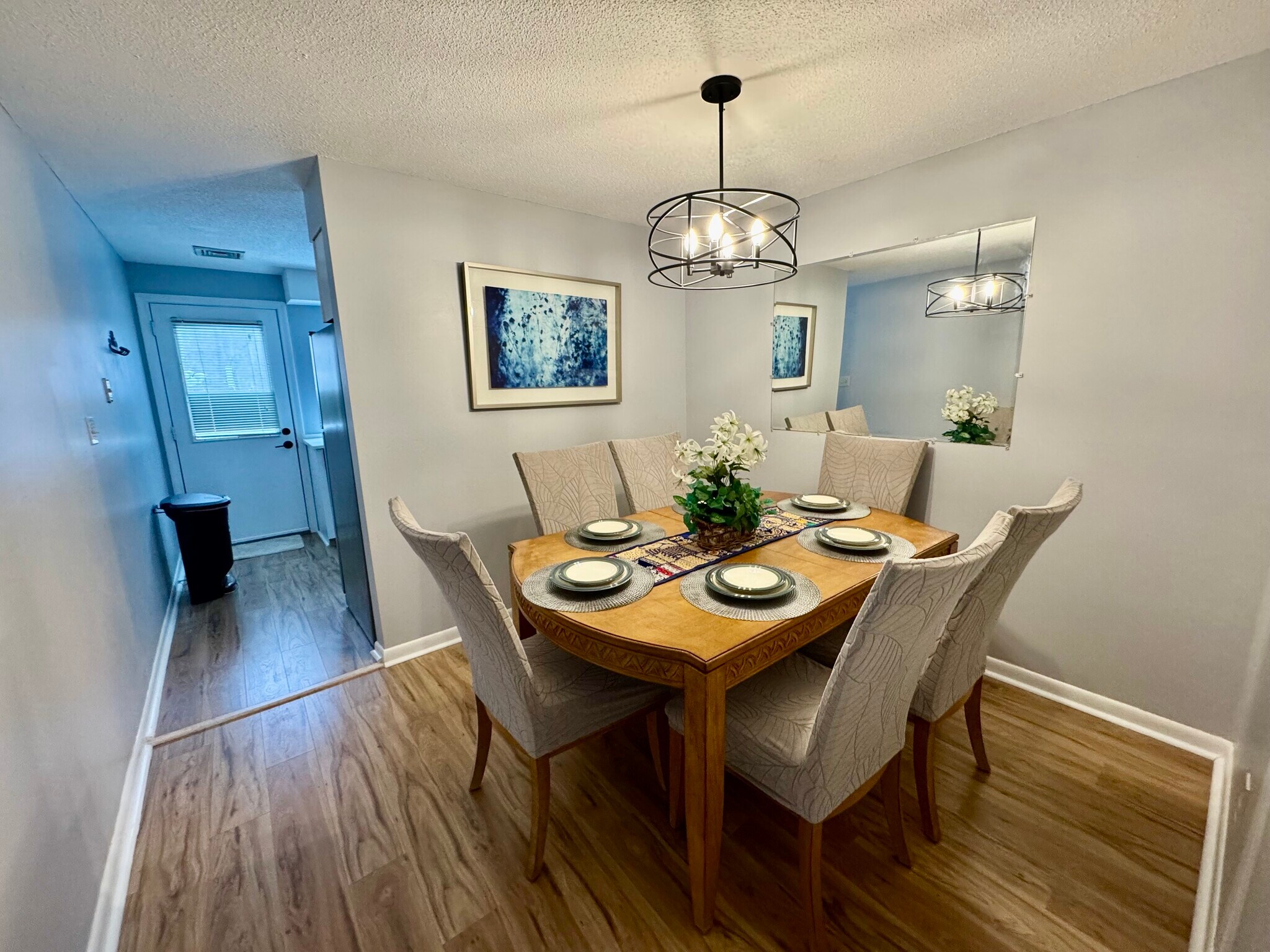 Building Photo - 300 Brittany Farms Rd